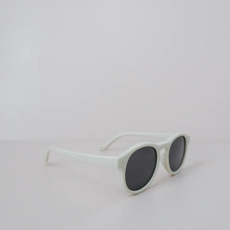 Flexible Frame Sunglasses