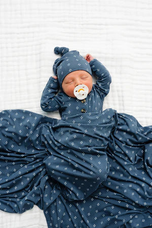 Benson Knotted Gown NB-3M